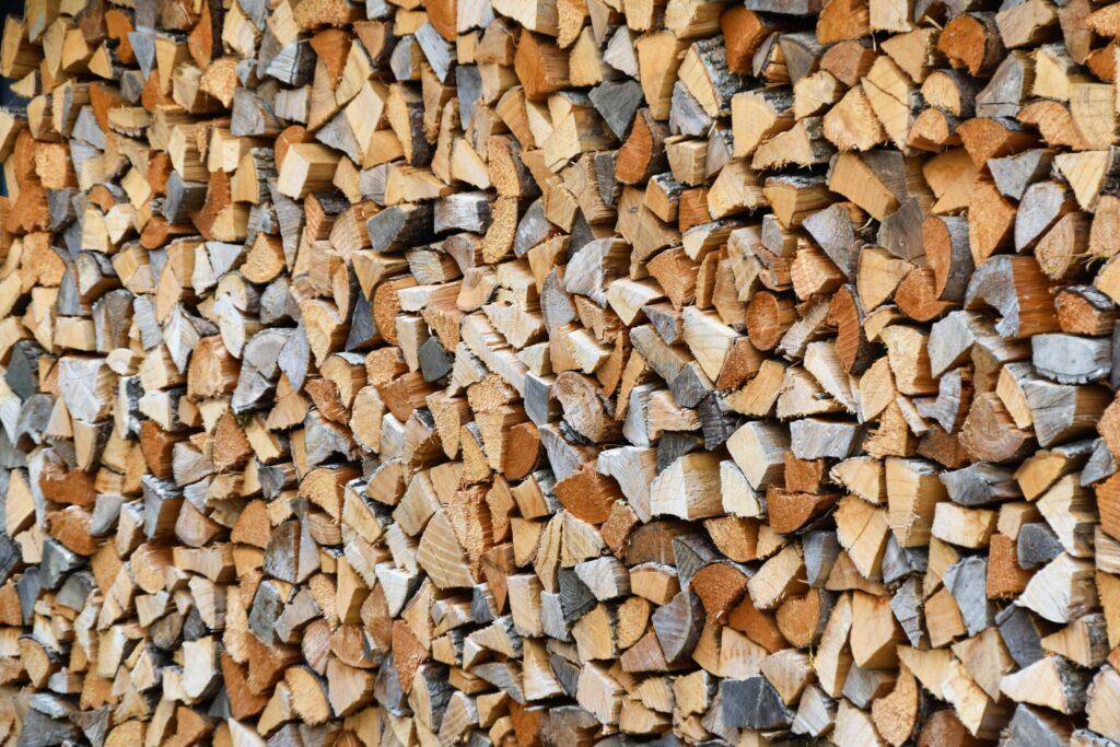 Firebox Management for Beginners - How to Use Different Wood Types!